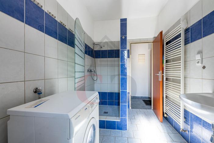 Prodej skladu, Plzeň, Na Roudné, 1982 m2