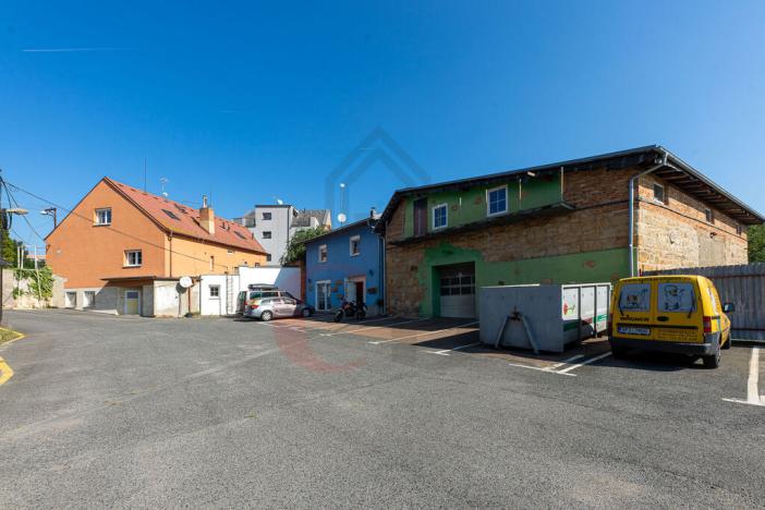 Prodej skladu, Plzeň, Na Roudné, 1982 m2