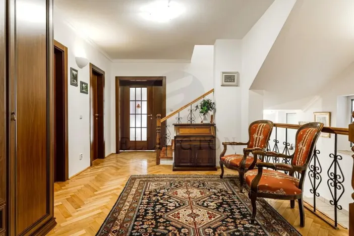 Prodej rodinného domu, Praha - Kunratice, Kálmánova, 715 m2