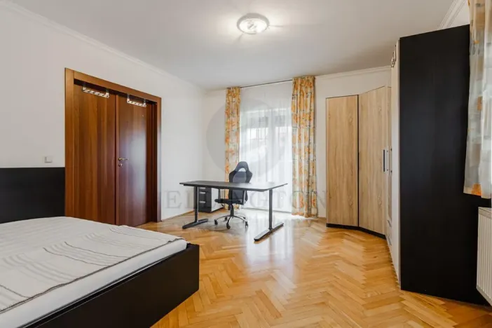 Prodej činžovního domu, Praha - Kunratice, Kálmánova, 715 m2