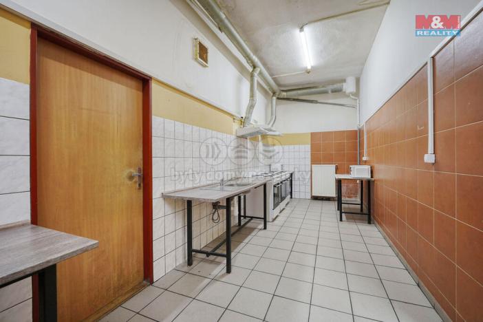 Prodej ubytování, Rokycany - Nové Město, Armádní, 3589 m2