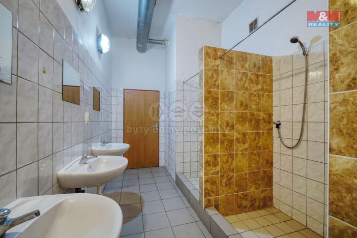 Prodej ubytování, Rokycany - Nové Město, Armádní, 3589 m2