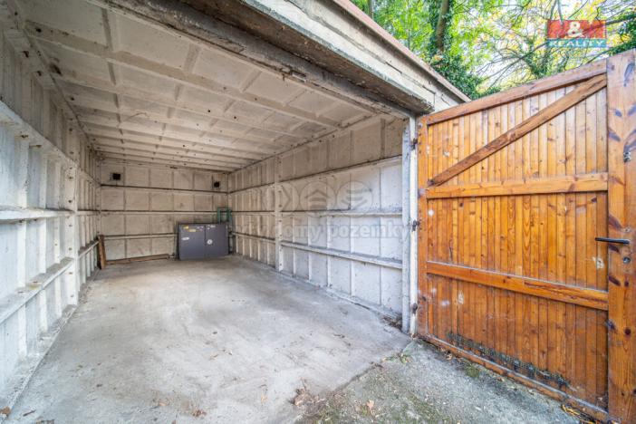 Prodej garáže, Praha - Dejvice, 18 m2