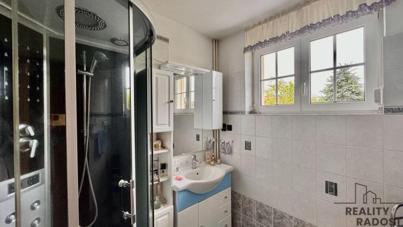 Prodej rodinného domu, Psáry, Pod Vápenkou, 226 m2