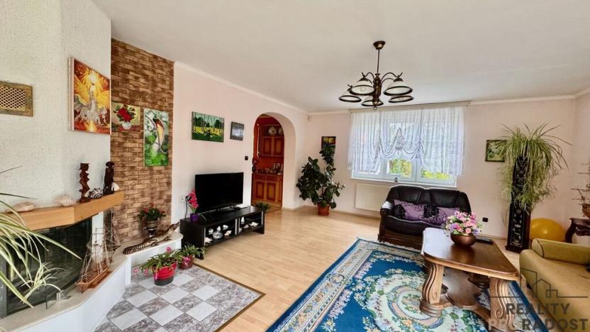 Prodej rodinného domu, Psáry, Pod Vápenkou, 226 m2