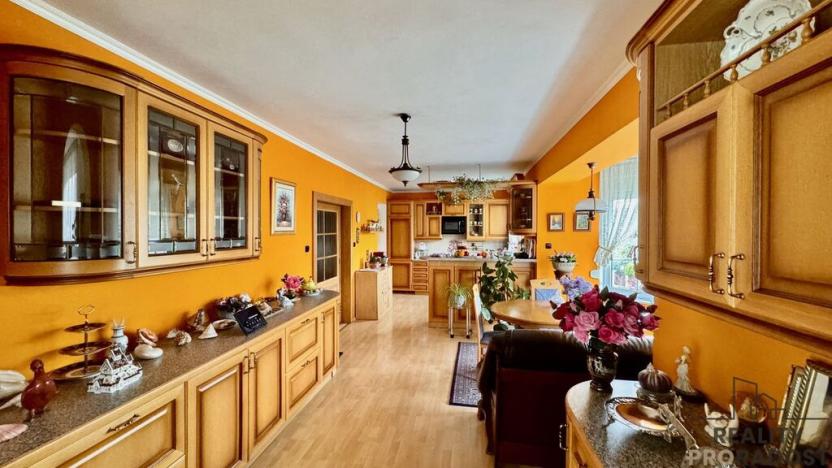 Prodej rodinného domu, Psáry, Pod Vápenkou, 226 m2