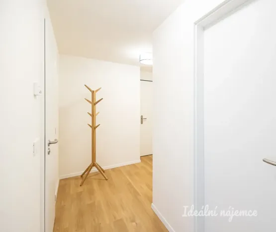 Pronájem bytu 2+kk, Praha - Michle, U plynárny, 56 m2