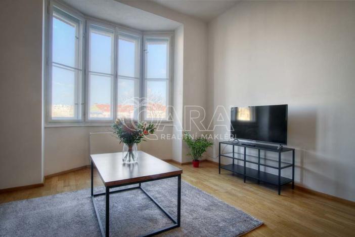 Pronájem bytu 3+1, Praha - Holešovice, Ortenovo náměstí, 105 m2