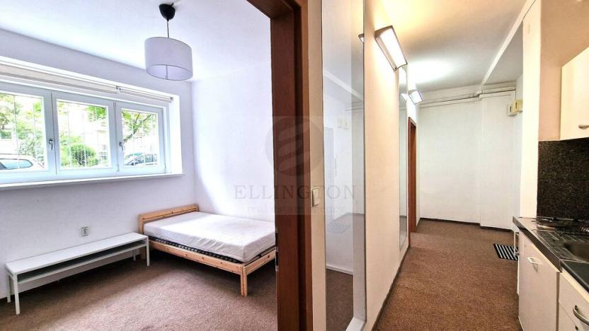 Pronájem bytu 3+kk, Praha - Vršovice, Krasnojarská, 54 m2