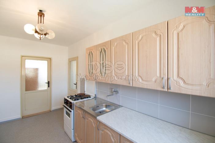 Pronájem bytu 3+1, Rožnov pod Radhoštěm, Náměstí Míru, 70 m2