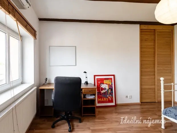 Pronájem bytu 2+kk, Praha - Nusle, Vyšší, 46 m2