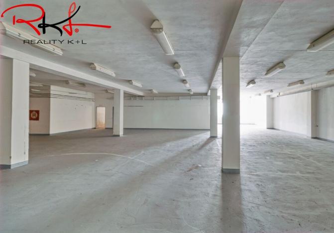 Pronájem obchodního prostoru, Lovosice, Osvoboditelů, 499 m2