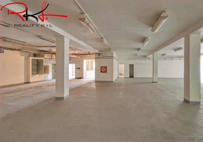 Pronájem obchodního prostoru, Lovosice, Osvoboditelů, 499 m2