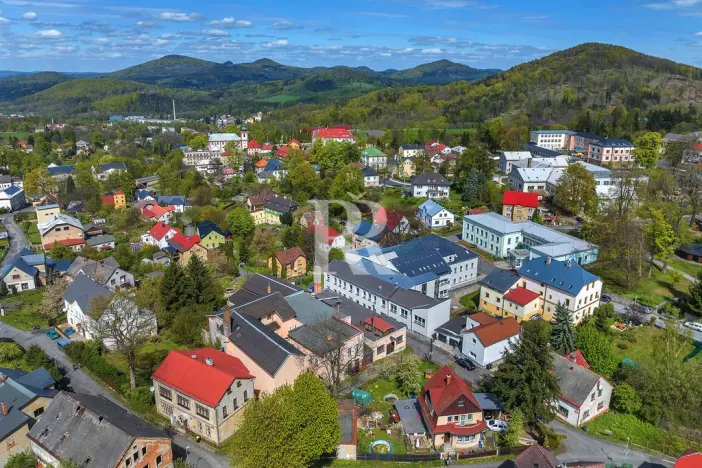 Prodej výrobních prostor, Kamenický Šenov, Dlouhá, 1800 m2