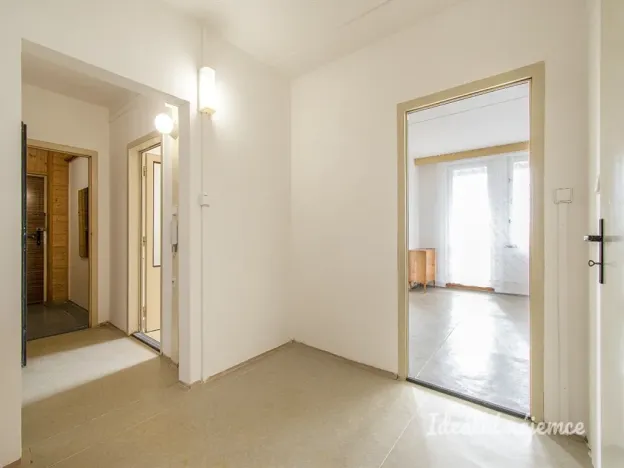 Pronájem bytu 1+1, Praha - Troja, Mazurská, 50 m2