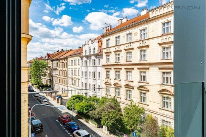 Pronájem bytu 3+kk, Praha - Smíchov, Grafická, 74 m2