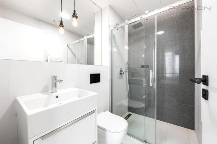 Pronájem bytu 3+kk, Praha - Smíchov, Grafická, 74 m2