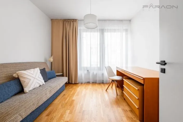 Pronájem bytu 3+kk, Praha - Smíchov, Grafická, 74 m2