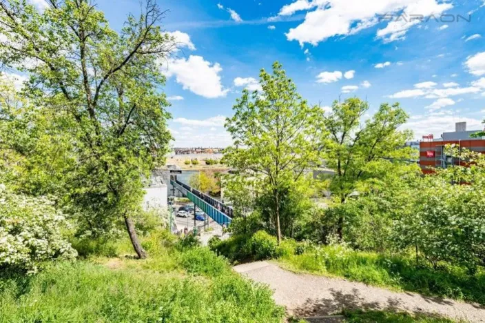 Pronájem bytu 3+kk, Praha - Smíchov, Grafická, 74 m2