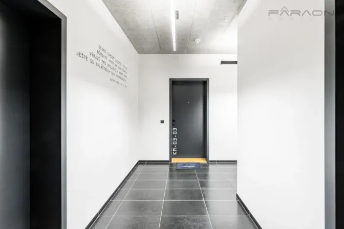 Pronájem bytu 3+kk, Praha - Smíchov, Grafická, 74 m2