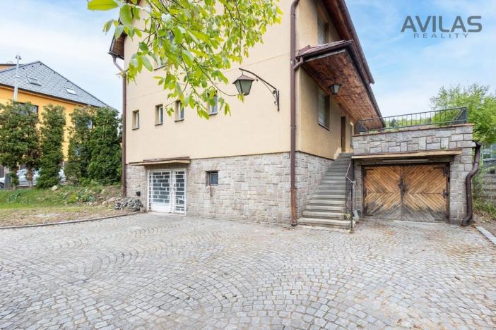 Prodej rodinného domu, Praha - Hloubětín, V chaloupkách, 612 m2