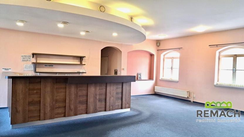 Pronájem kanceláře, Kunovice, V Grni, 197 m2
