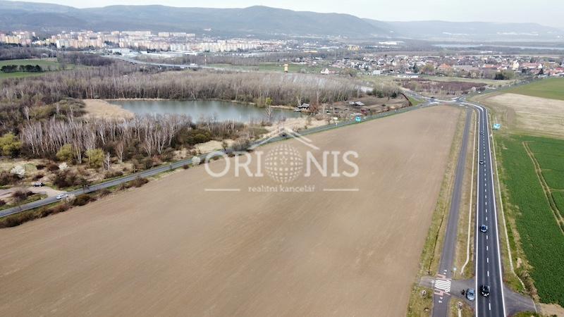Prodej pozemku pro komerční výstavbu, Chomutov, 74902 m2