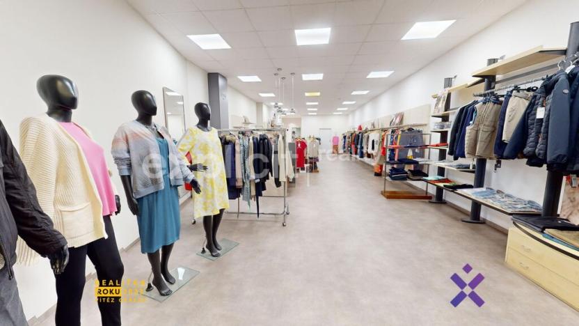 Pronájem obchodního prostoru, Luhačovice, Masarykova, 112 m2