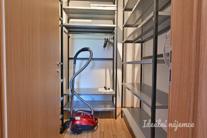 Pronájem bytu 2+kk, Brno - Žebětín, Říčanská, 47 m2