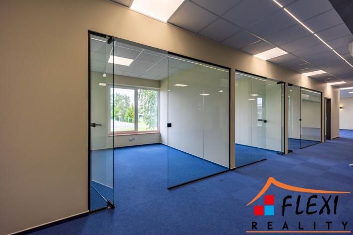 Pronájem kanceláře, Ostrava - Mariánské Hory, Novoveská, 239 m2