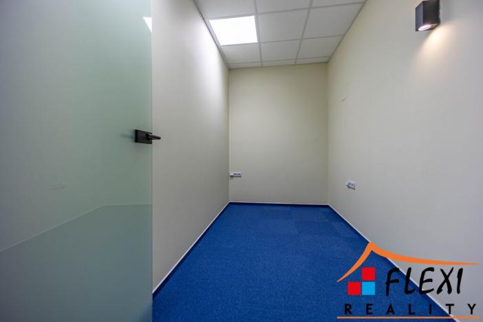 Pronájem kanceláře, Ostrava - Mariánské Hory, Novoveská, 239 m2