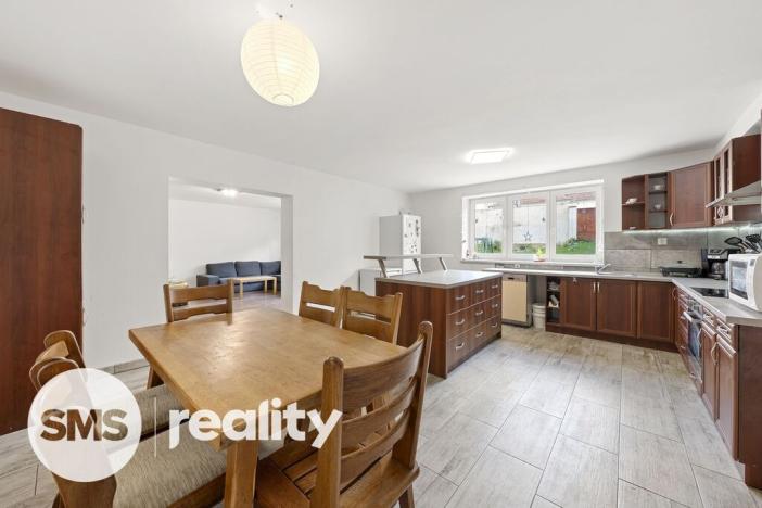 Prodej rodinného domu, Dolní Kounice, Hlavní, 450 m2