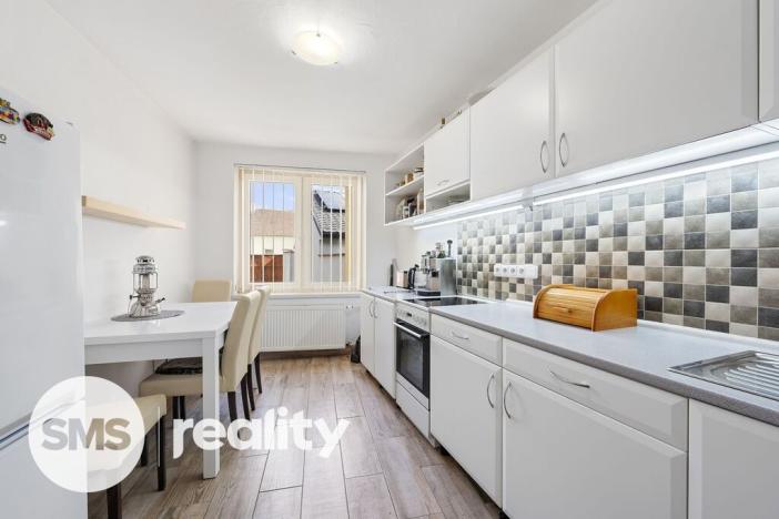 Prodej rodinného domu, Dolní Kounice, Hlavní, 450 m2