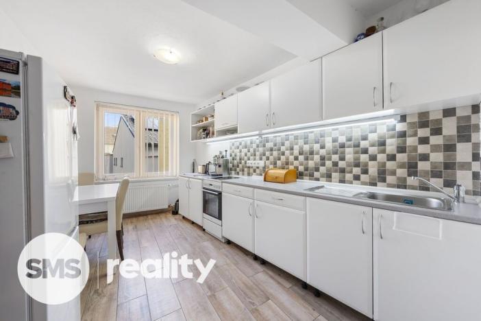 Prodej rodinného domu, Dolní Kounice, Hlavní, 450 m2