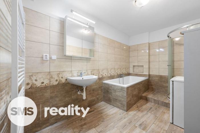 Prodej rodinného domu, Dolní Kounice, Hlavní, 450 m2