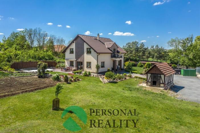 Prodej rodinného domu, Tachlovice, Karlštejnská, 208 m2