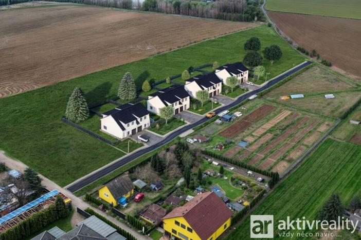 Prodej rodinného domu, Dolní Beřkovice - Vliněves, 127 m2