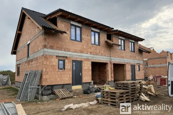 Prodej rodinného domu, Dolní Beřkovice - Vliněves, 127 m2
