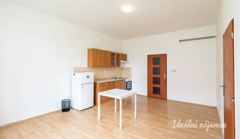 Pronájem bytu 2+kk, Praha - Vršovice, Tolstého, 56 m2