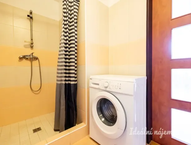 Pronájem bytu 2+kk, Praha - Vršovice, Tolstého, 56 m2