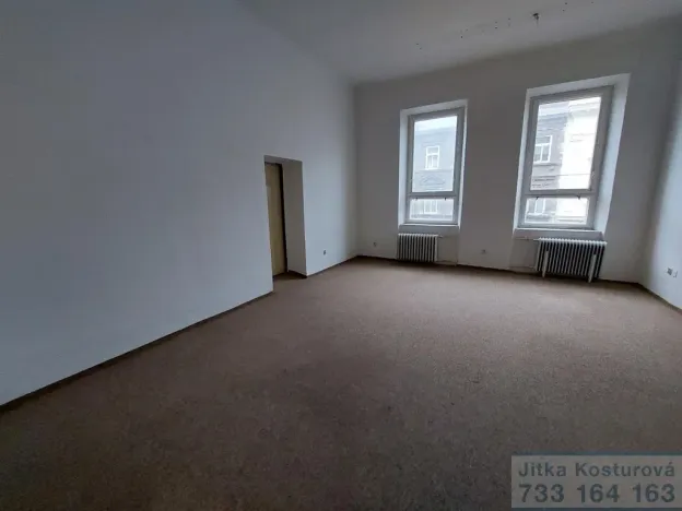 Pronájem kanceláře, Krnov, Hlubčická, 20 m2