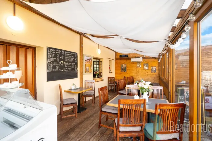 Prodej obchodního prostoru, Český Krumlov, Nádražní, 2656 m2