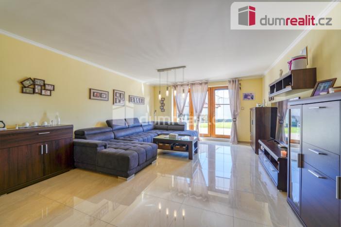 Prodej rodinného domu, Lenešice, Komenského, 287 m2