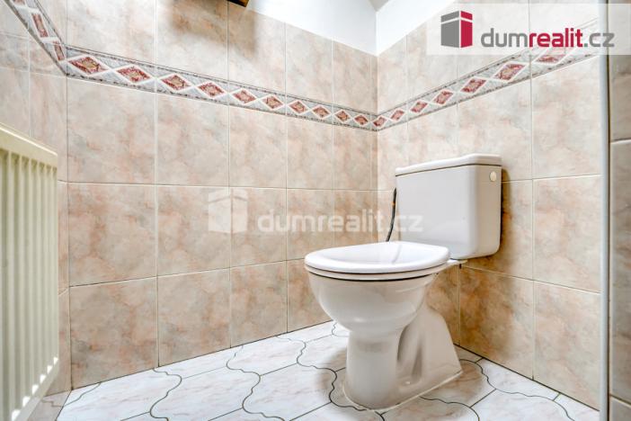 Prodej rodinného domu, Lenešice, Komenského, 287 m2