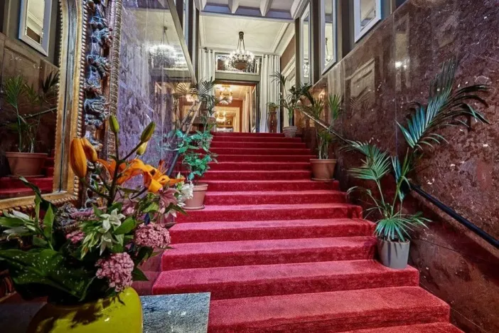 Pronájem bytu 4+kk, Praha - Nové Město, Na hrobci, 177 m2