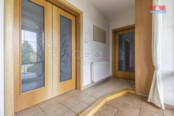 Prodej rodinného domu, Třebestovice, V zákruží, 280 m2