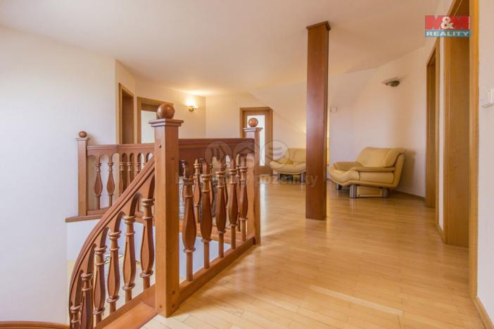 Prodej rodinného domu, Třebestovice, V zákruží, 280 m2