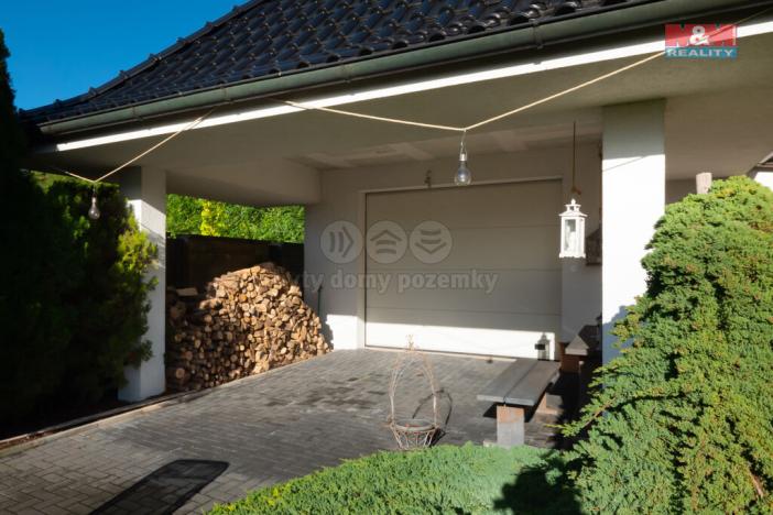 Prodej rodinného domu, Třebestovice, V zákruží, 280 m2