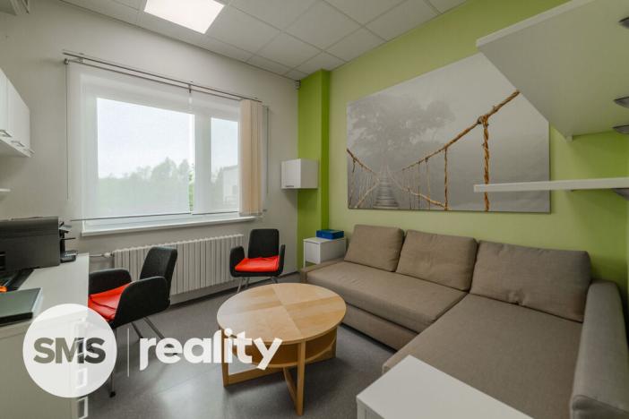 Prodej ordinace, Rožnov pod Radhoštěm, Lesní, 270 m2