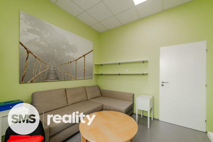 Prodej ordinace, Rožnov pod Radhoštěm, Lesní, 270 m2